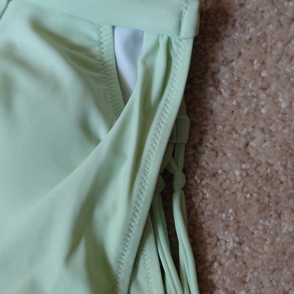 Pink by Victoria's Secret Light Green Bikini Top Size XS - Picture 4 of 4